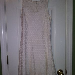 White, threded polk-a-dot dress with a zipper